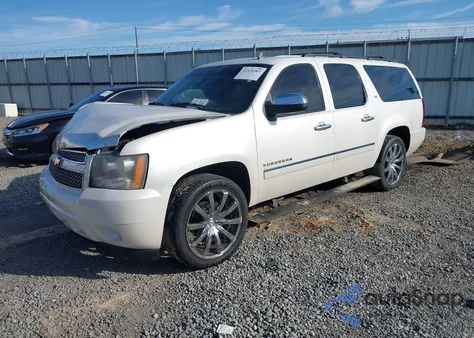 2010 Chevrolet Suburban 1500 Ltz z USA, uszkodzony, nr VIN 1GNUCKE00AR176516